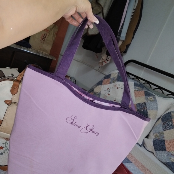 Purple Selena Gomez medium tote bag - Picture 2 of 3